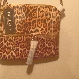 Shoulder purse